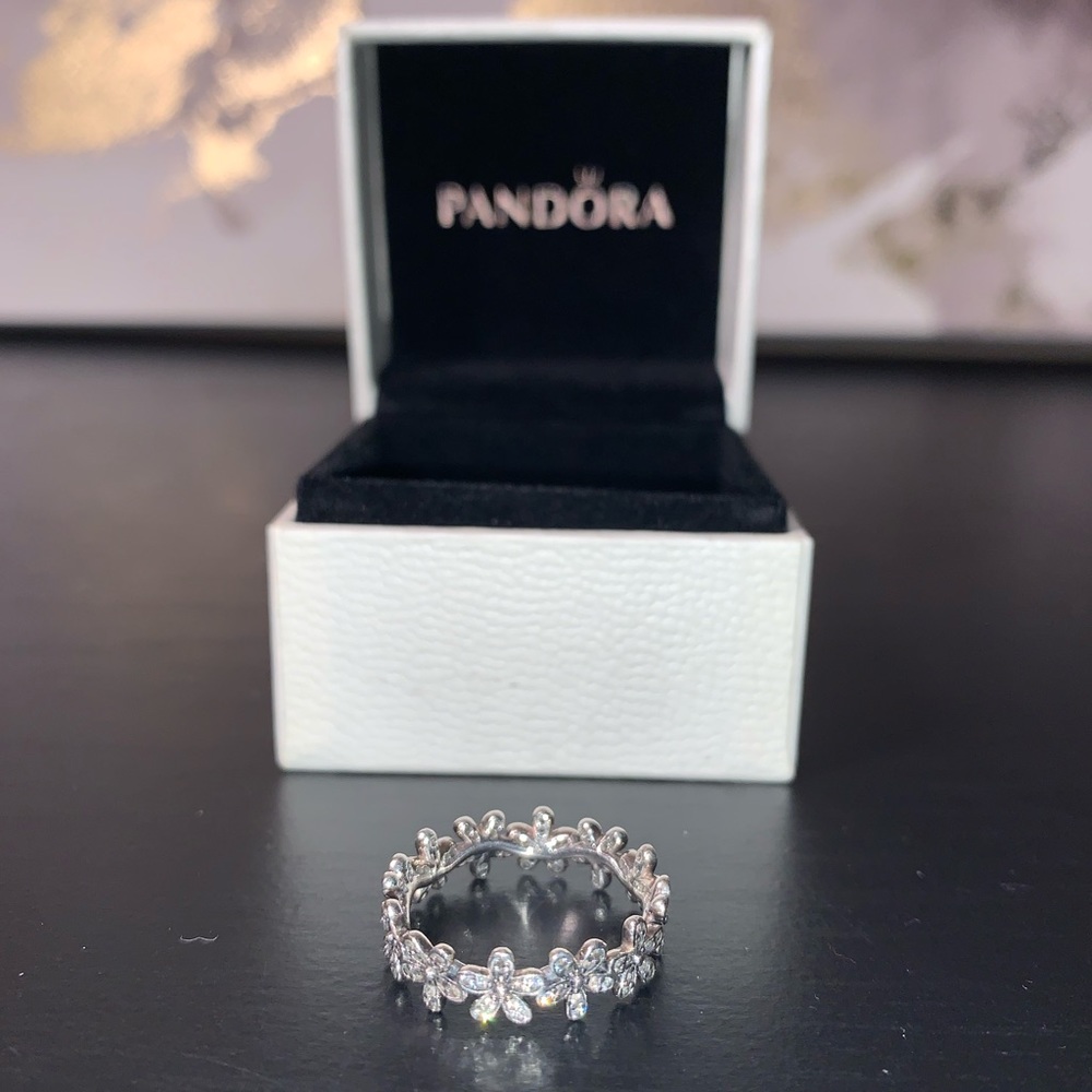 Daisy Flower Ring from Pandora